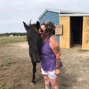 Meet your Posher, Tracy